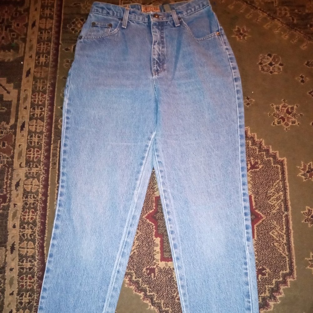 Exp jeans size 9/10 waist 26 inseam 29